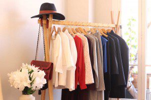 garde robe minimaliste ATODE Conseil en image