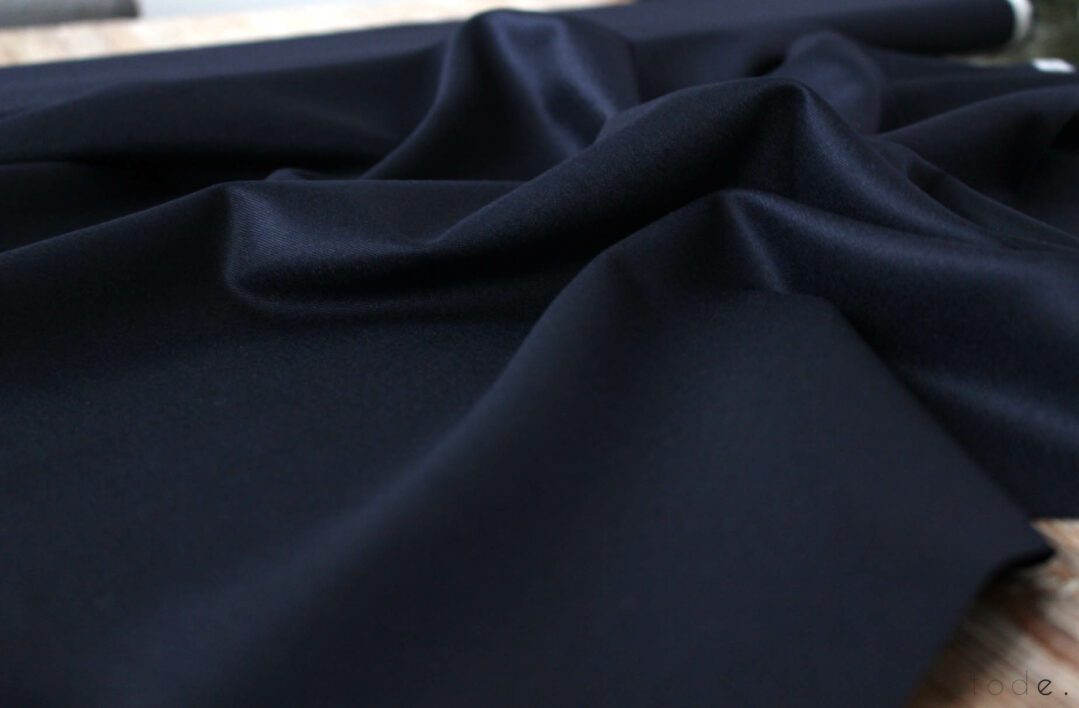 Laine flanelle bleu marine