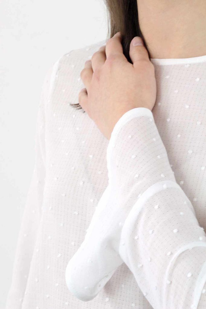 Top Plumetis blanc ATODE