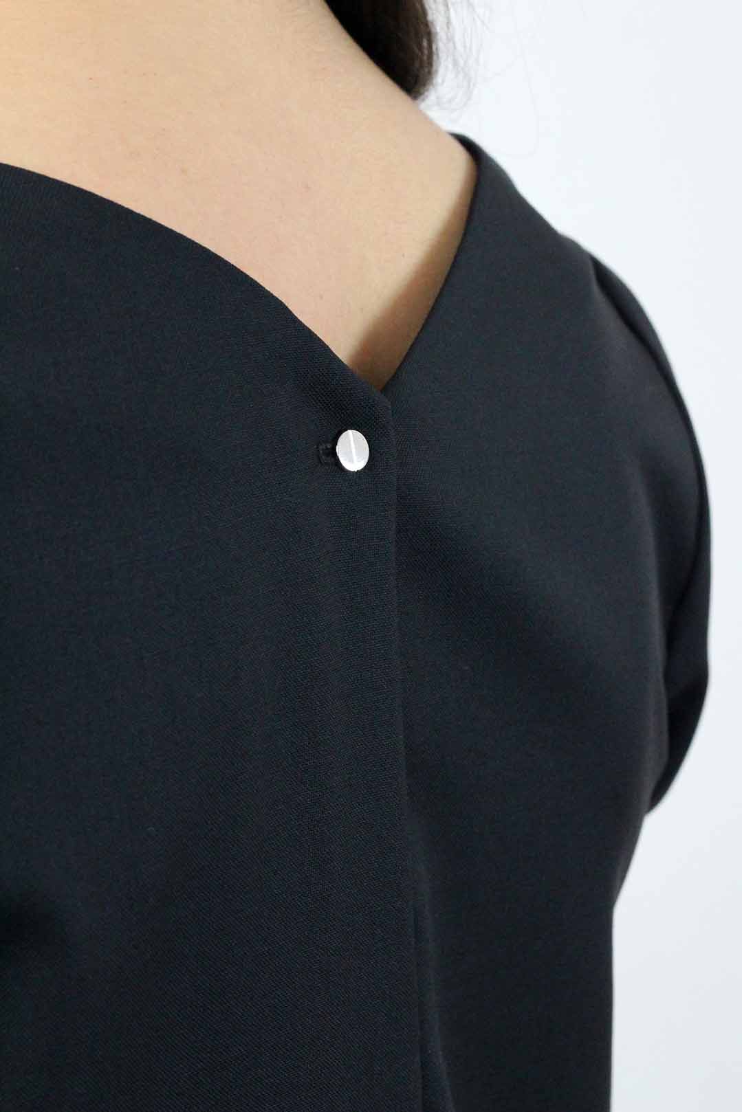 robe droite noire manche 3:4 4 robe droite noire manche 3/4