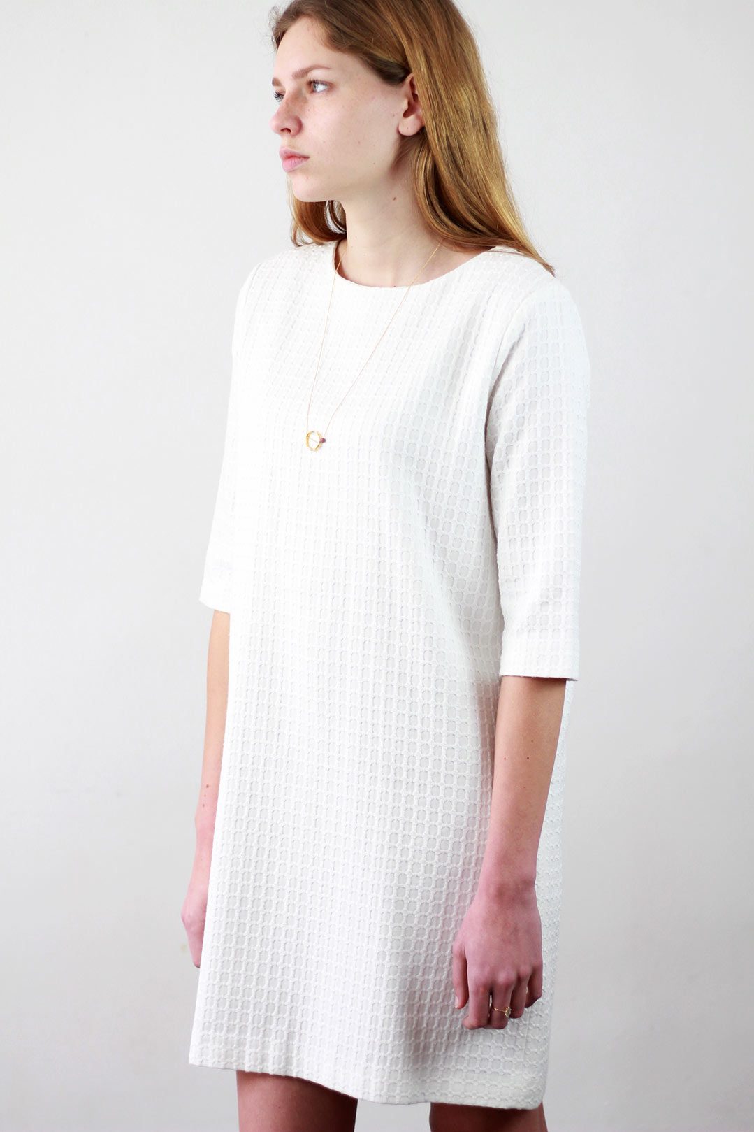 Robe blanche manche 3/4