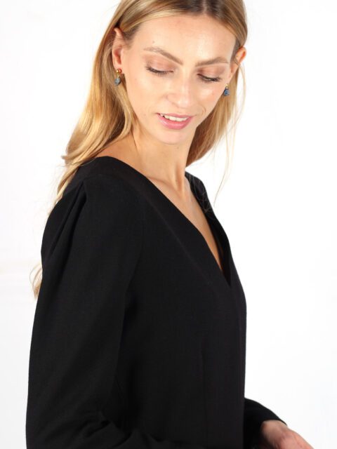 Robe noire cintrée en crêpe de laine Nahéma ATODE