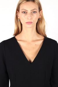 Robe noire cintrée en crêpe de laine Nahéma ATODE