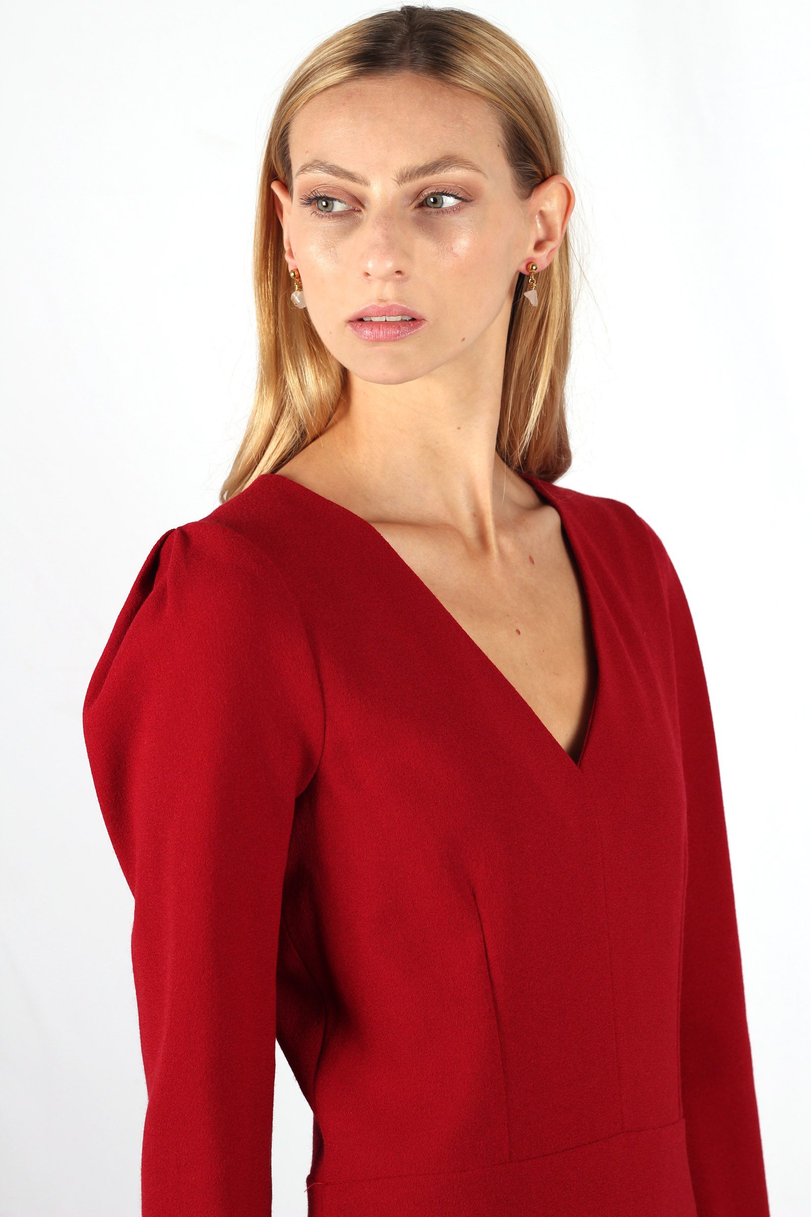 robe rouge cintrée en crêpe de laine6