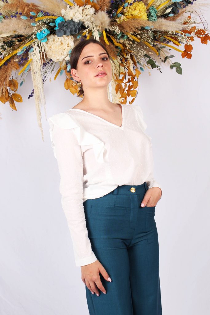 Blouse plumetis blanc à volants Nadine ATODE