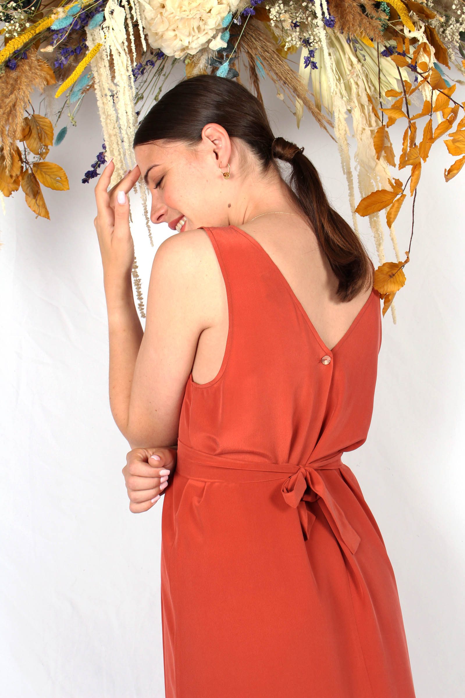 robe en soie terracotta mi longue8
