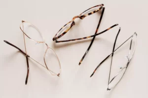 Comment choisir ses lunettes de vue en fonction de sa colorimétrie ?