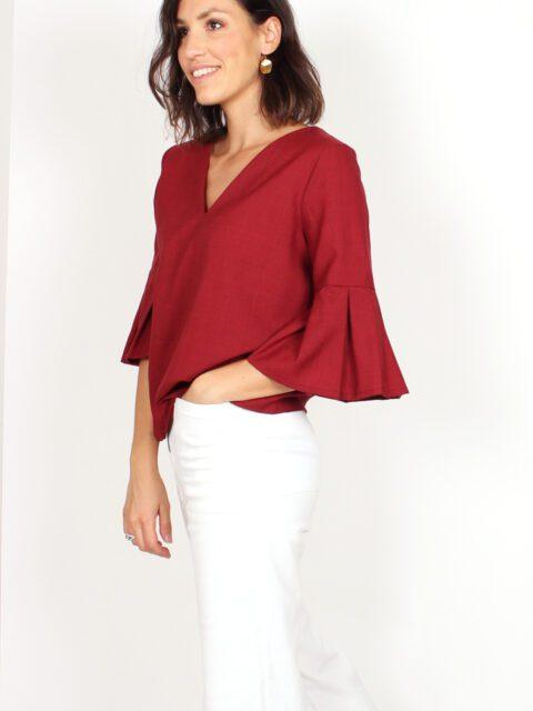 top chic à volants en laine froide rouge atode Made in France
